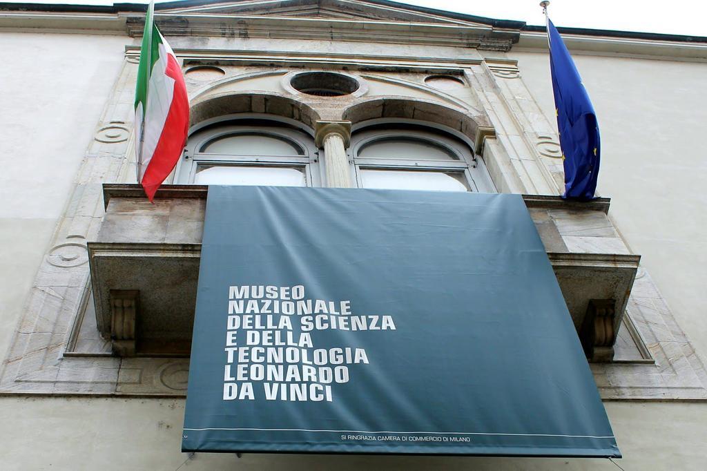 Abchouse Sant'Agostino Lägenhet Milano Exteriör bild